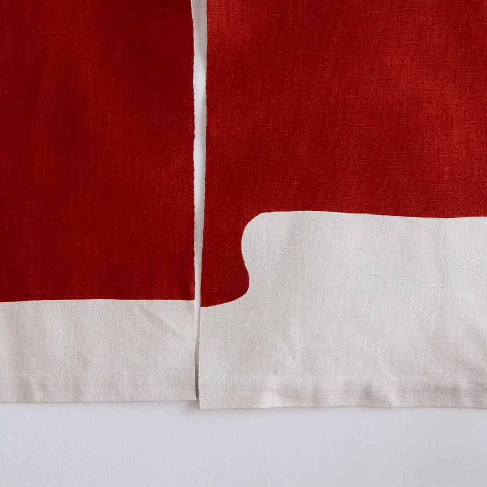 【木綿】型染めののれん＜三つ山（波の山）＞赤　山内武志さん（山内染色工房・アトリエぬいや）